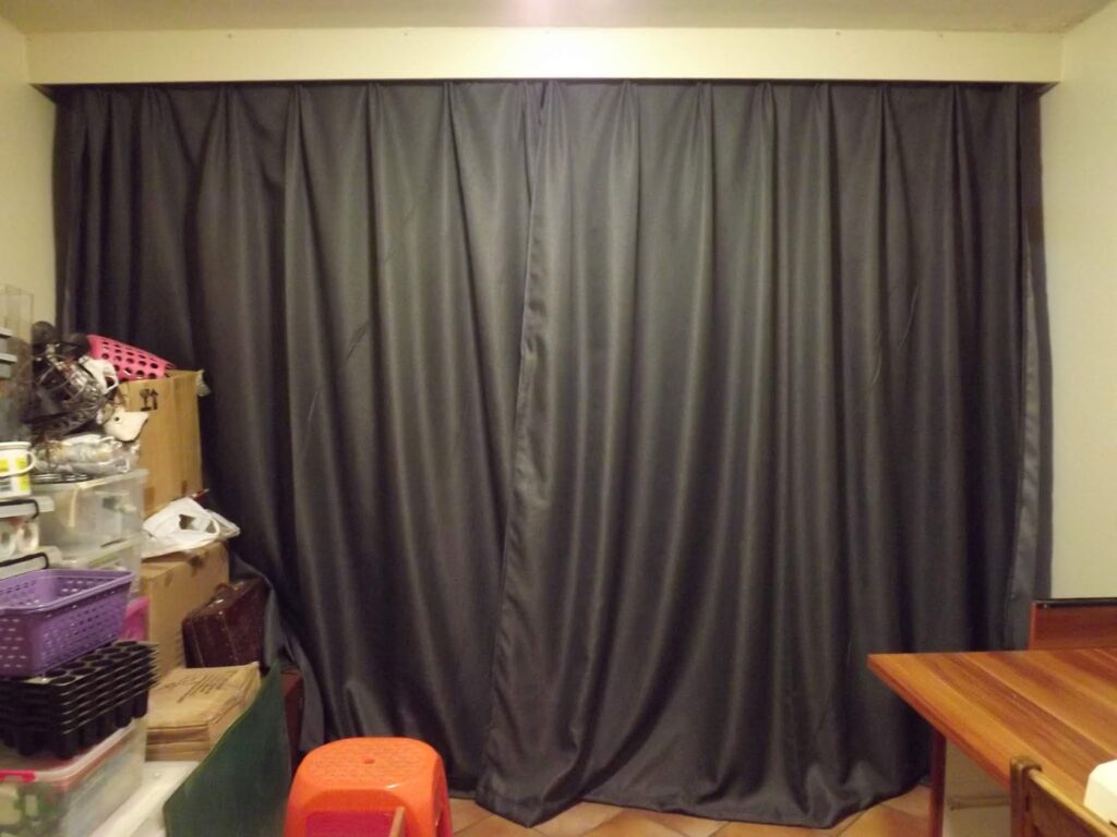 túl hosszú függöny