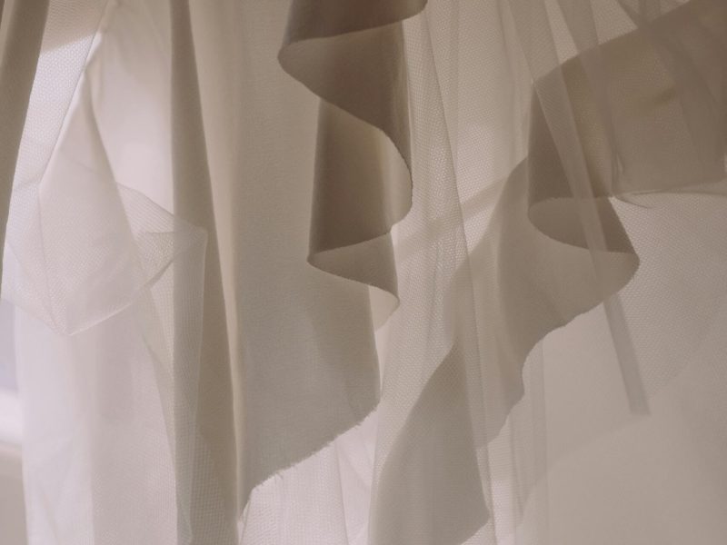 pexels-cottonbro-5379070 Voile és sablé függöny alapanyagok